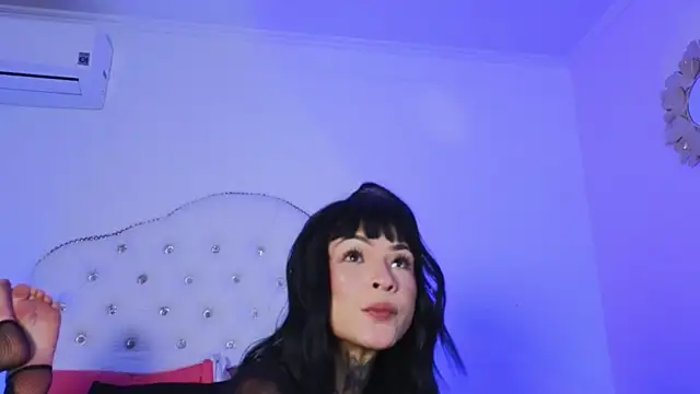 Axarasss  online show from April 17, 1:46 pm