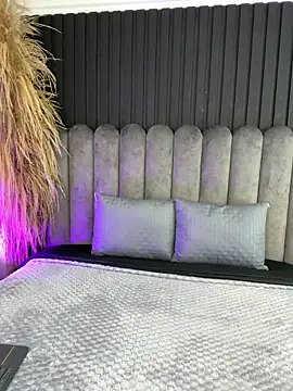 Nanda vixen  online show from April 24, 11:29 pm