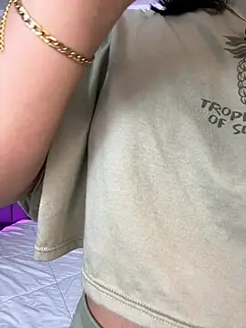 Nanda vixen  online show from April 2, 12:52 am