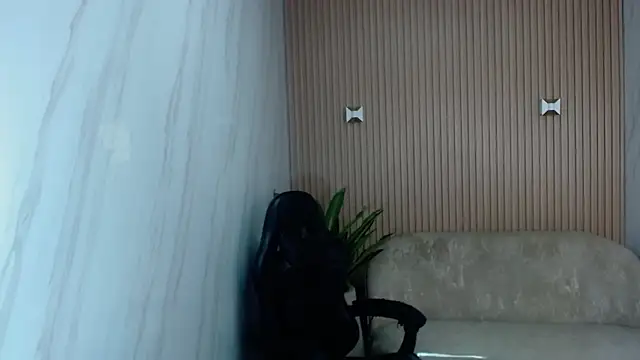 lili mint tf online show from April 23, 12:29 pm