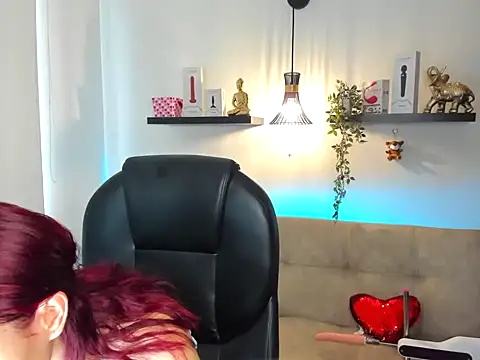 naomy stanley online show from April 26, 7:44 pm