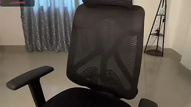 kamyaahh online show from April 24, 1:52 am