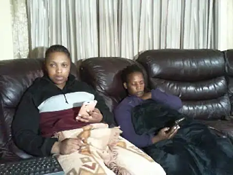 Caramel-Diva online show from April 8, 10:28 am