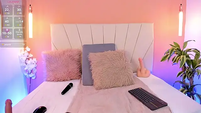 celeste lewiss online show from April 21, 1:42 am