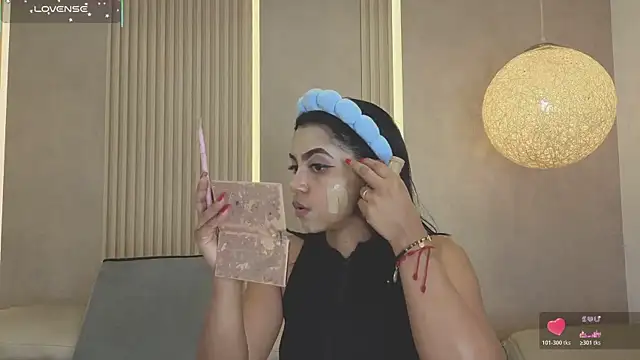 eva lain online show from April 21, 12:01 pm