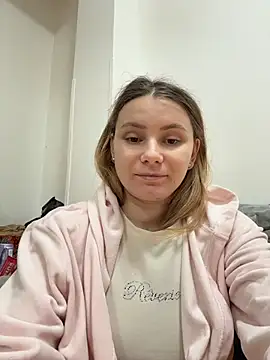 AlessiaandJay online show from April 29, 5:30 pm