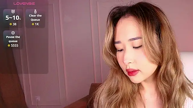 amy akime online show from April 23, 3:14 am