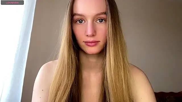 Viktoria Vibes online show from April 25, 3:09 pm