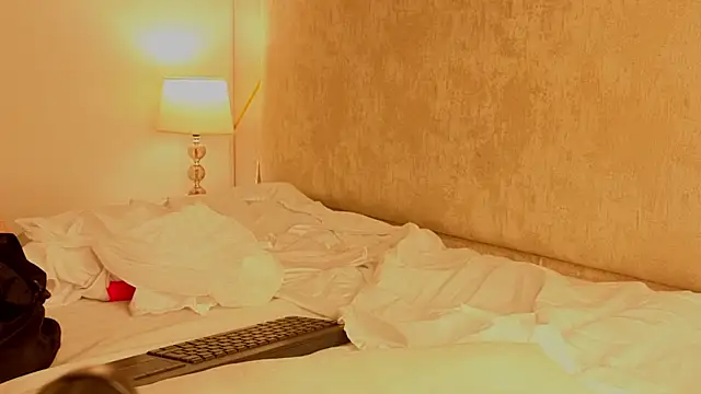 Nioki  online show from March 25, 4:28 am