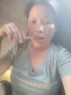 Yang-my- online show from May 13, 8:42 am