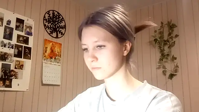 RunawayBr1de online show from February 28, 3:22 pm