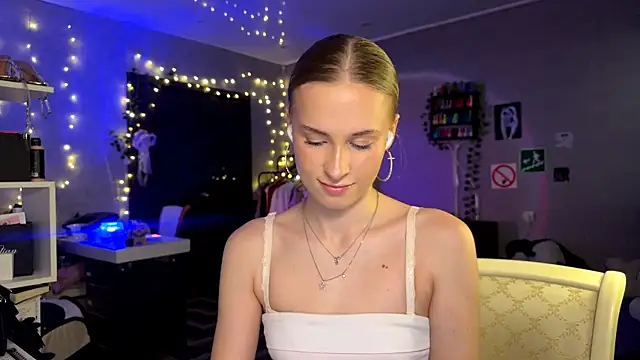 amily sunray online show from April 27, 5:10 pm