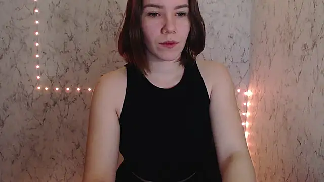 AdelMauds online show from March 5, 9:10 pm