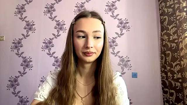 LacieHelaire online show from March 8, 6:50 am