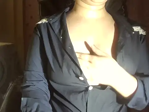 your-ayra online show from April 26, 6:16 pm