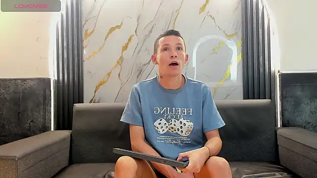 Isaak 26 online show from April 23, 11:06 am