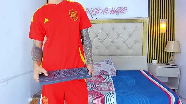 Adventurous Boys online show from April 19, 6:10 pm