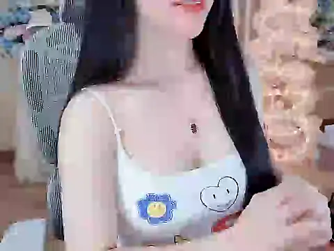 Agnelyn    online show from July 10, 11:43 am