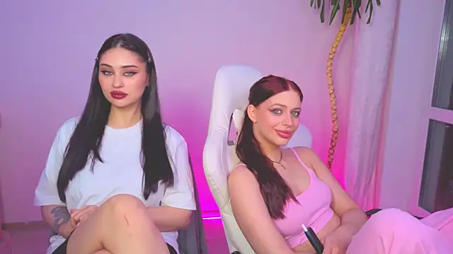 Sofia Plump online show from April 24, 4:32 pm