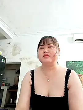 Kee-kimlee online show from April 19, 9:28 pm