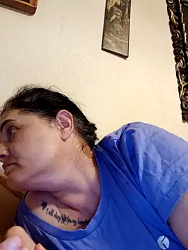 Sony28v online show from April 18, 9:48 pm