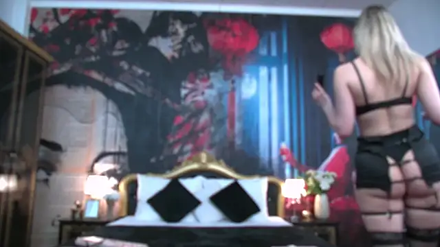 SelenaRuss online show from April 26, 2:04 pm