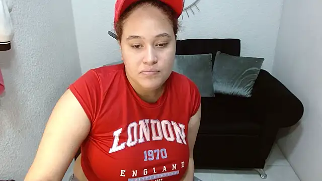 leilanewgirl online show from April 15, 12:28 pm