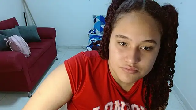 leilanewgirl online show from April 21, 12:34 pm