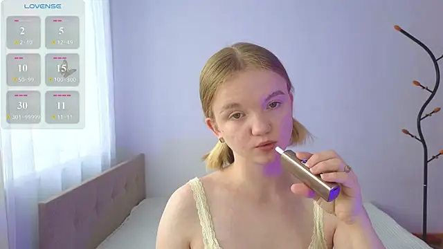 StellaBunny online show from June 11, 4:31 am