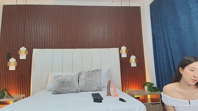 Brisa Silva online show from March 5, 12:12 pm