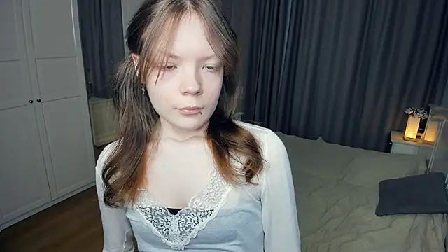 LavenderMitten online show from March 2, 7:15 am