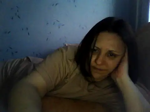 LockyCharm111 online show from April 14, 5:02 pm