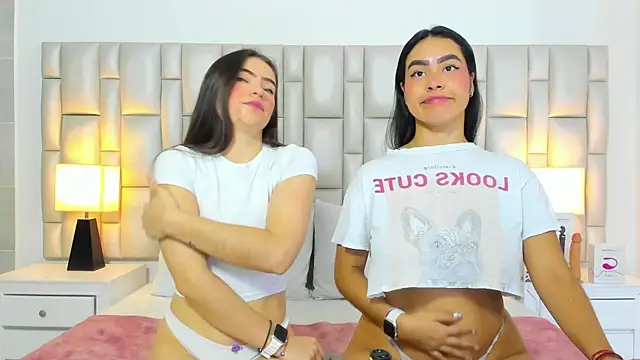 paola katy dicks online show from March 26, 8:10 pm