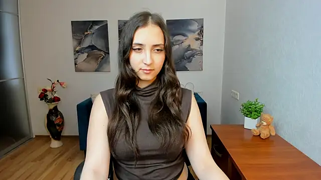 Effy Royse online show from April 3, 1:42 pm