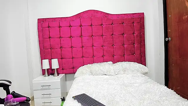 valery slim18 online show from April 28, 5:22 am