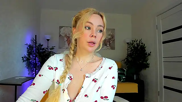 caty kiss online show from June 11, 3:47 am
