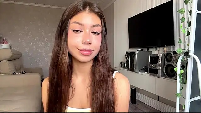 You Club Winx online show from April 10, 7:25 am