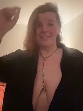 Laura-Loveyou online show from March 11, 5:48 pm