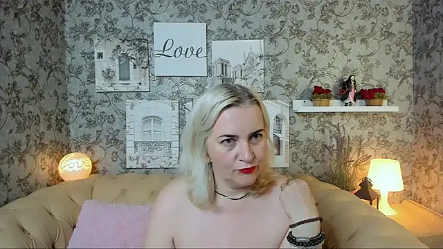 Victoria Notti online show from July 9, 11:34 am