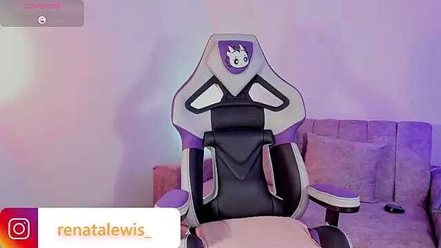 renata lewis23 online show from April 27, 5:37 am