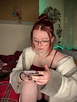 Melodysweetx online show from March 12, 2:14 am