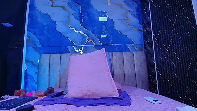 vale rioss online show from April 24, 7:27 pm