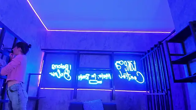 SinLickerr online show from March 6, 7:42 pm