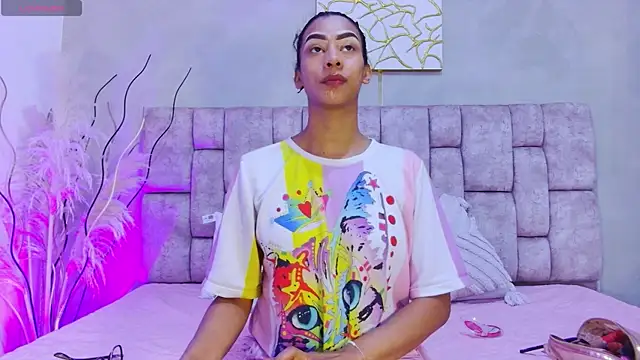 MelanyStone  online show from April 23, 12:29 pm