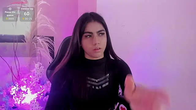Siena fox online show from June 10, 7:01 pm