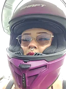 Sateh and Hikary online show from April 29, 7:08 pm