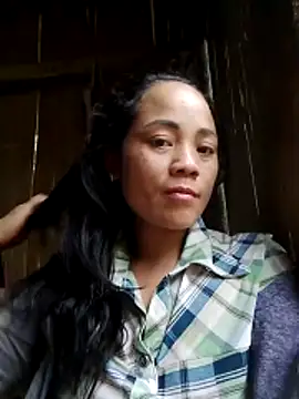 molly-xx online show from April 18, 5:32 am