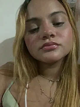 ayla0881 online show from March 4, 6:31 am