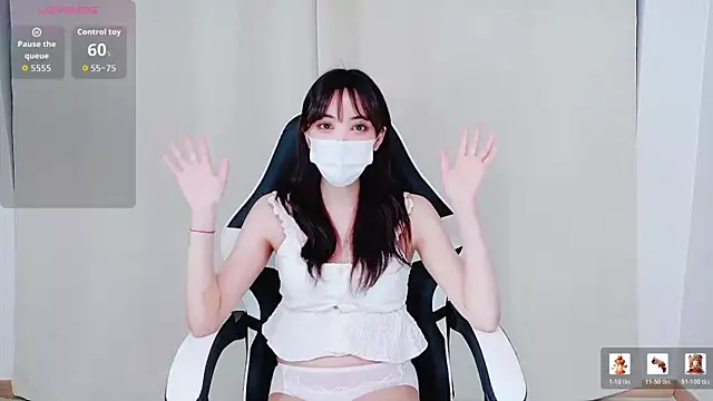 yuna00xx00 online show from March 4, 4:46 pm