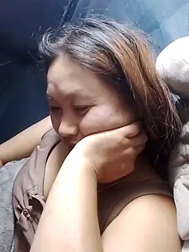 bany-lee online show from April 25, 1:41 pm